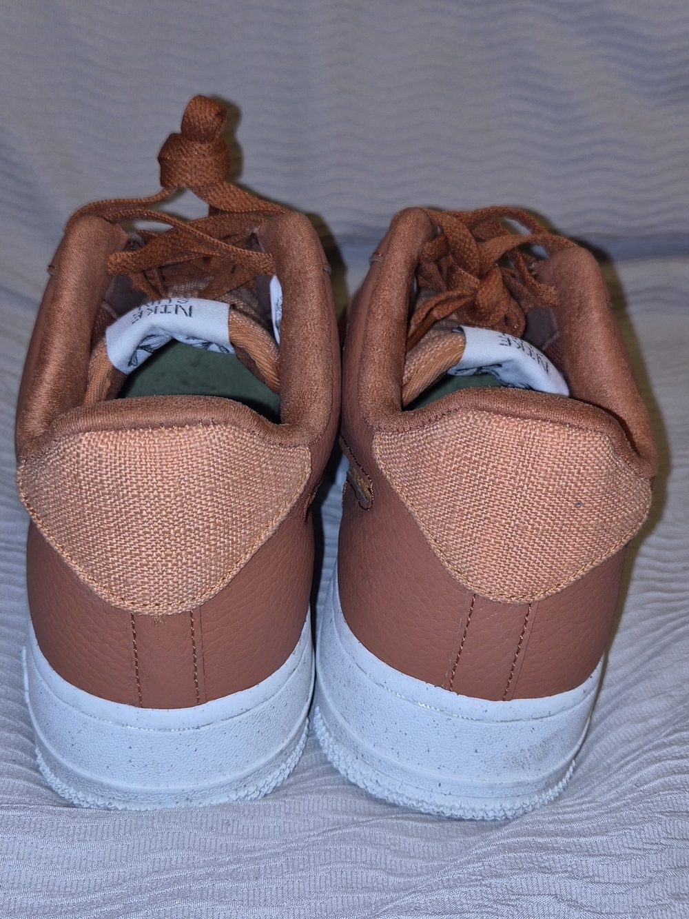 Nike Men's Tan Athletic Sneakers with White Sole - Picture 11 of 12
